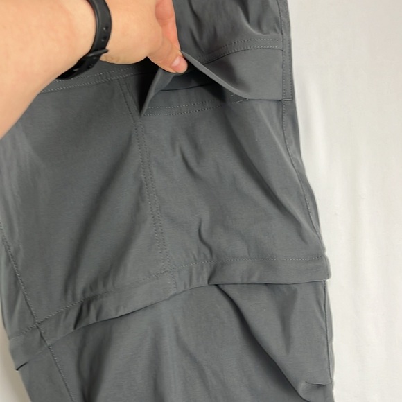 MEC Convertible Charcoal Grey Men's Hiking Pants - Picture 5 of 10
